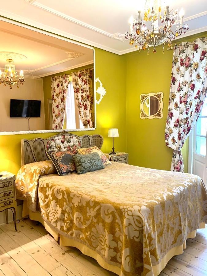 Hostal Boutique Puerta Del Sol 托雷拉韦加 外观 照片